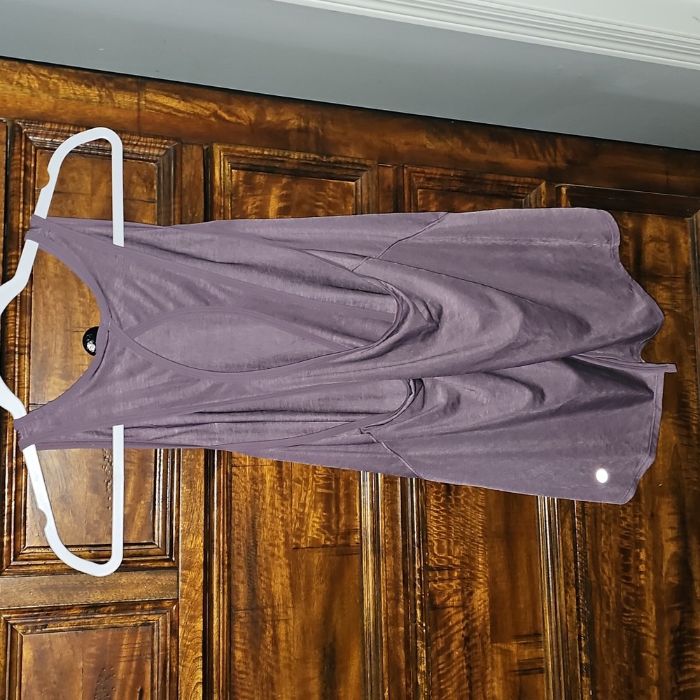 Lululemon Flowy Purple Back Slit Tank Top! P2P Is 23" So About A 8-10